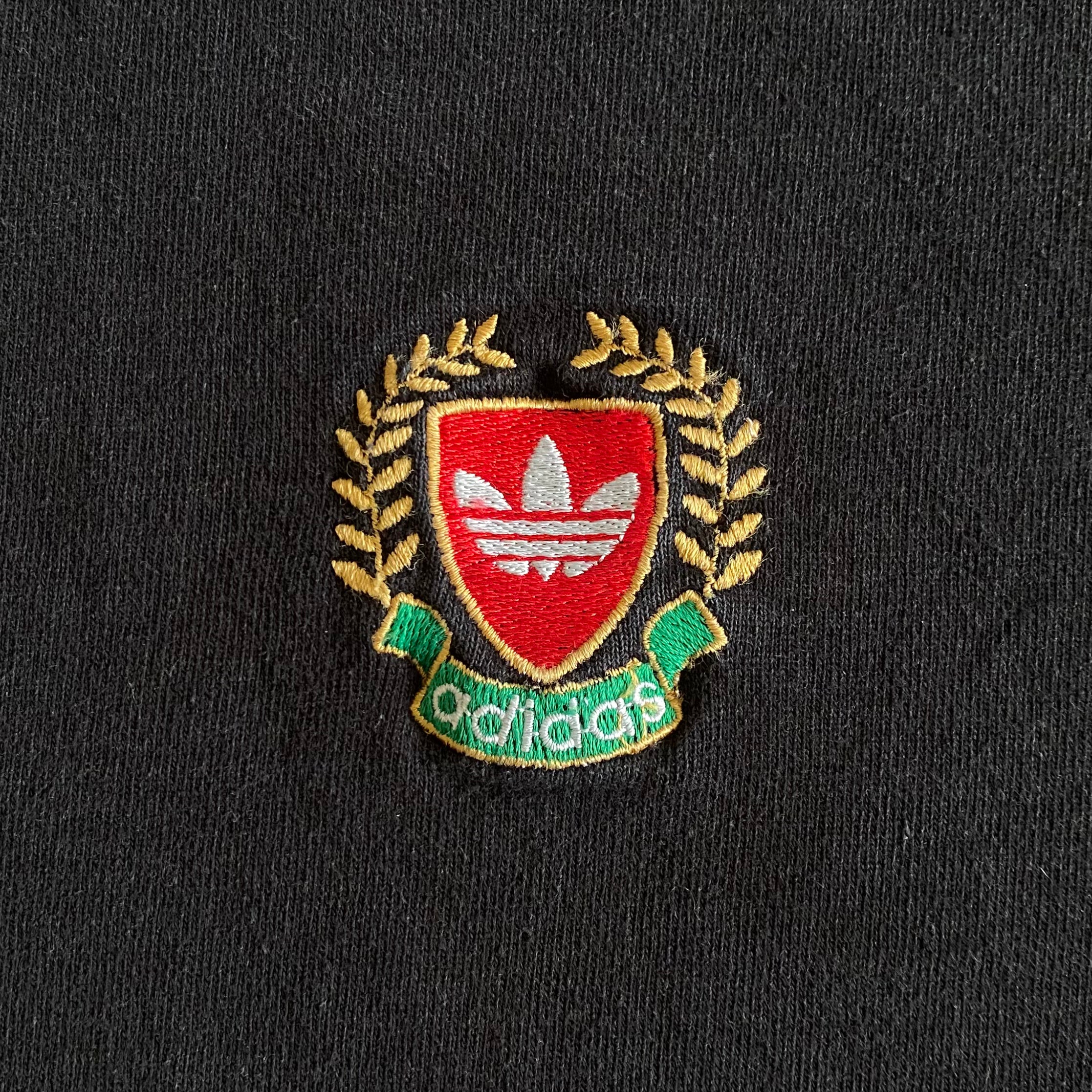 Vintage Adidas 90’s Crest Boxy Tee