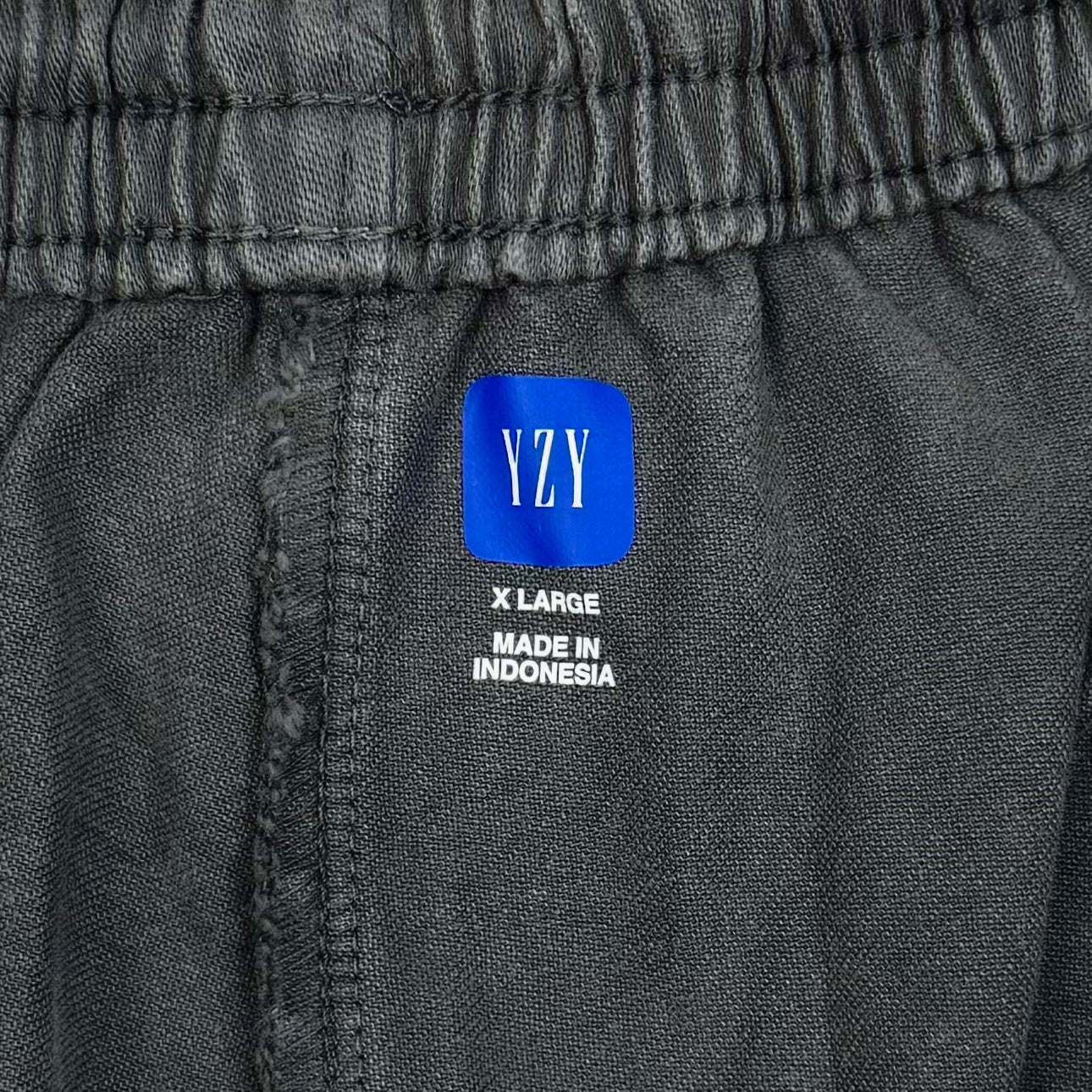 YZY GAP 2022 Sateen Cargos In Grey