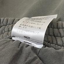 YZY SZN 6 Heavyweight Sweatpants In Gravel