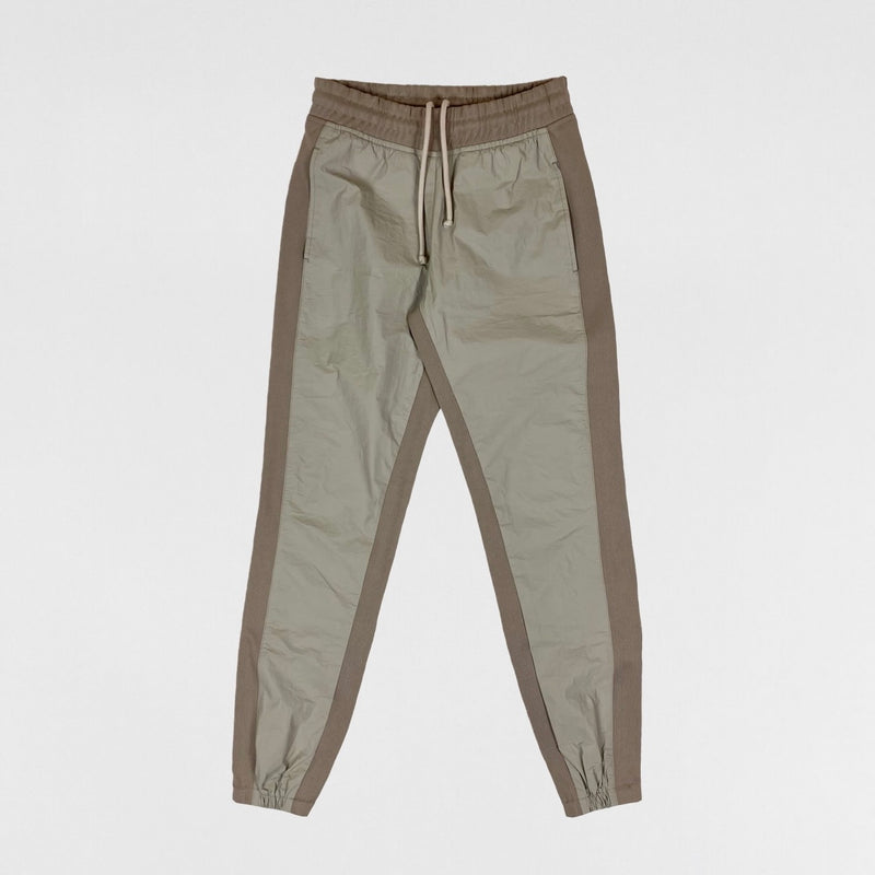 YZY SZN 3 Tyvek Jogger In Bone