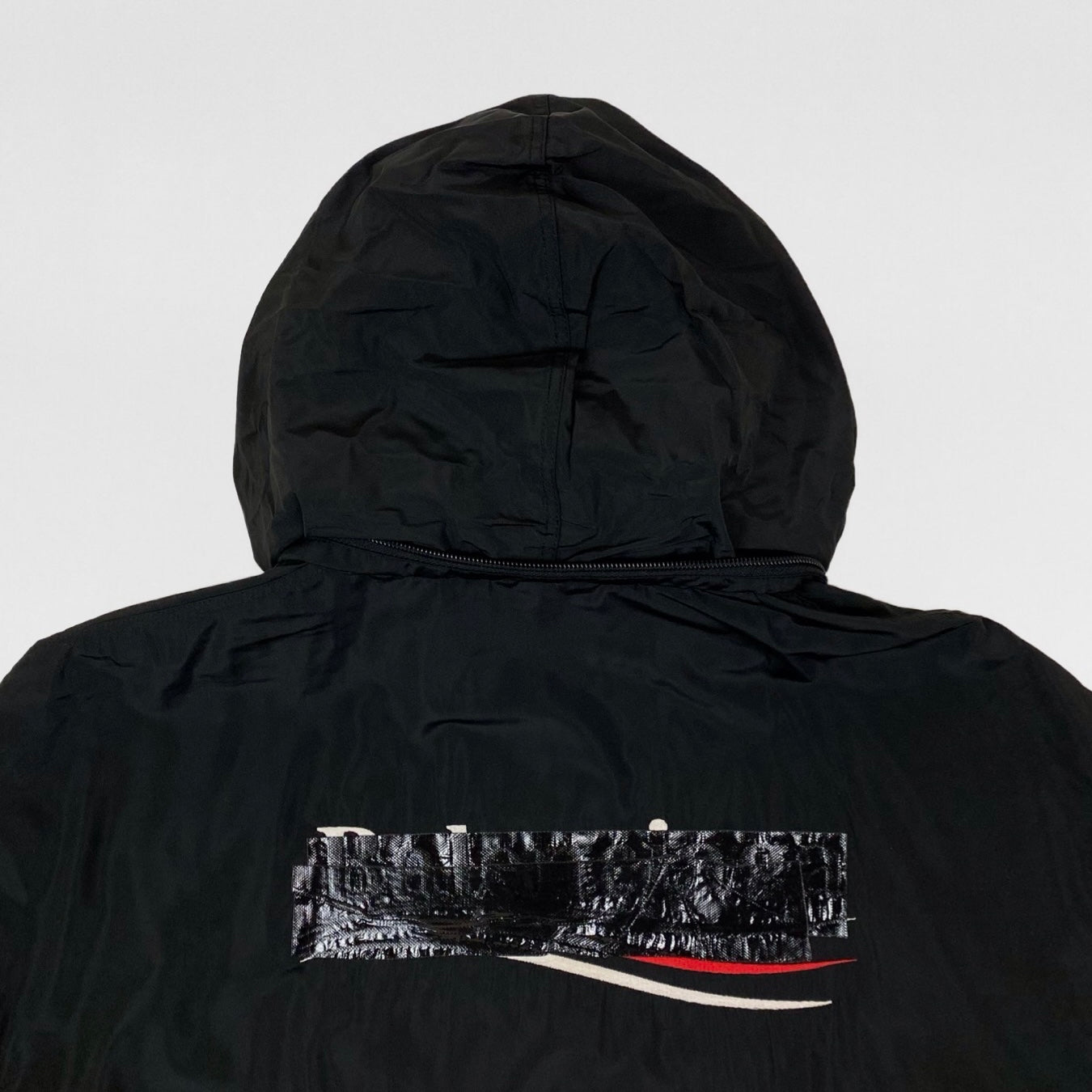 YE24 2022 Gaffer Tape Logo Windbreaker