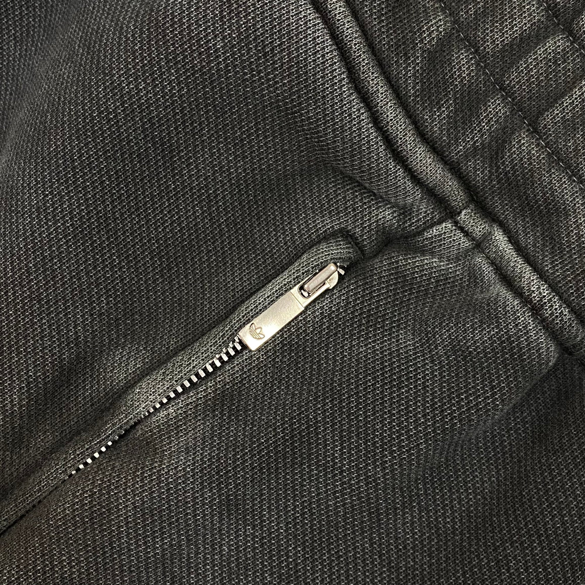 YZY SZN 1 Beluga Runway Sample Shorts