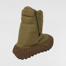 YZY SZN 8 Unreleased Sherp Padded Sample Boots