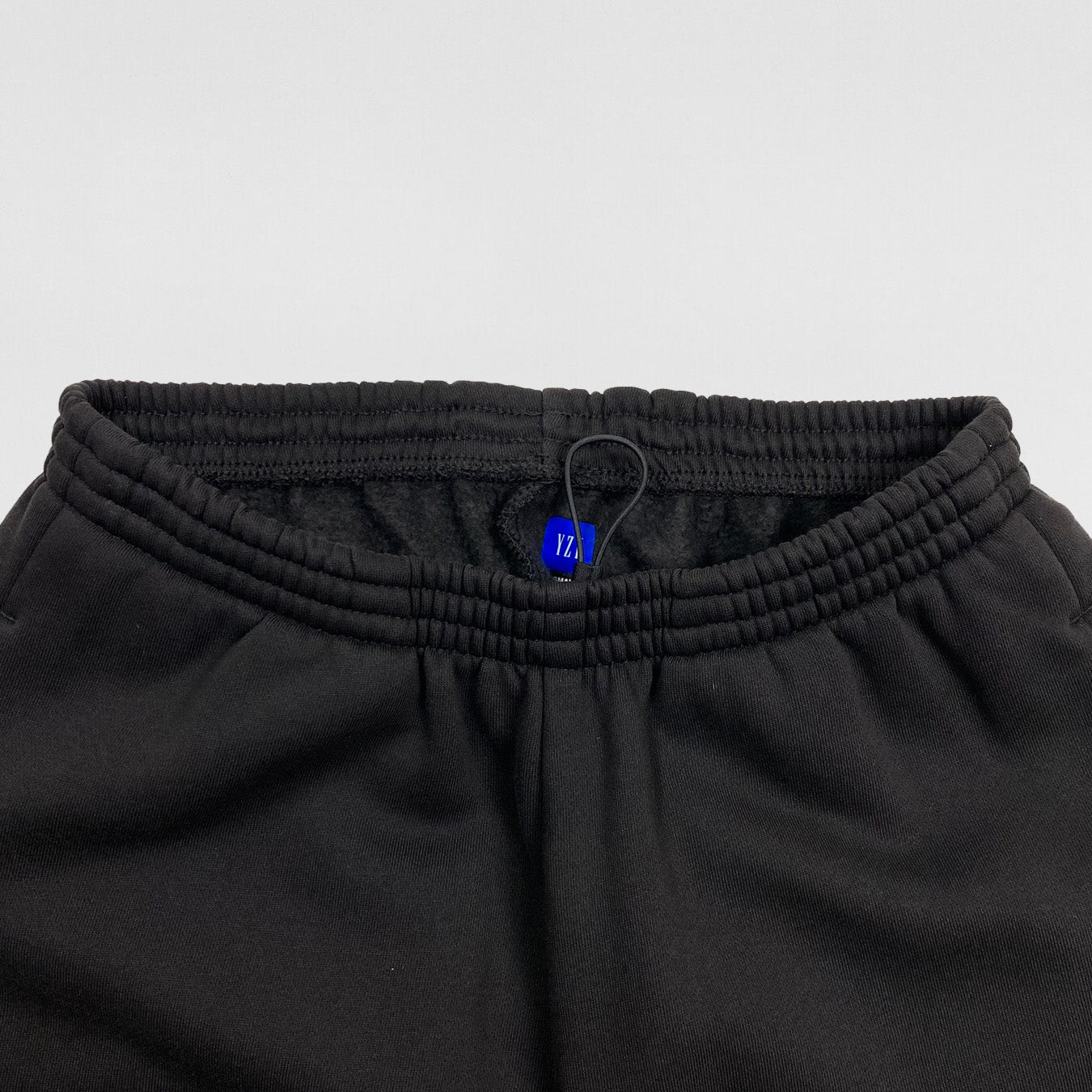 YGEBB 2022 Heavyweight Joggers In Black