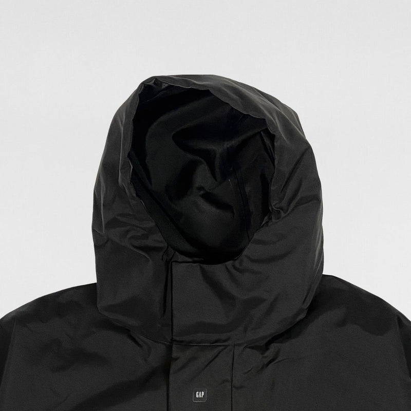 YGEBB 2022 Magnet Closure Logo Parka In True Black