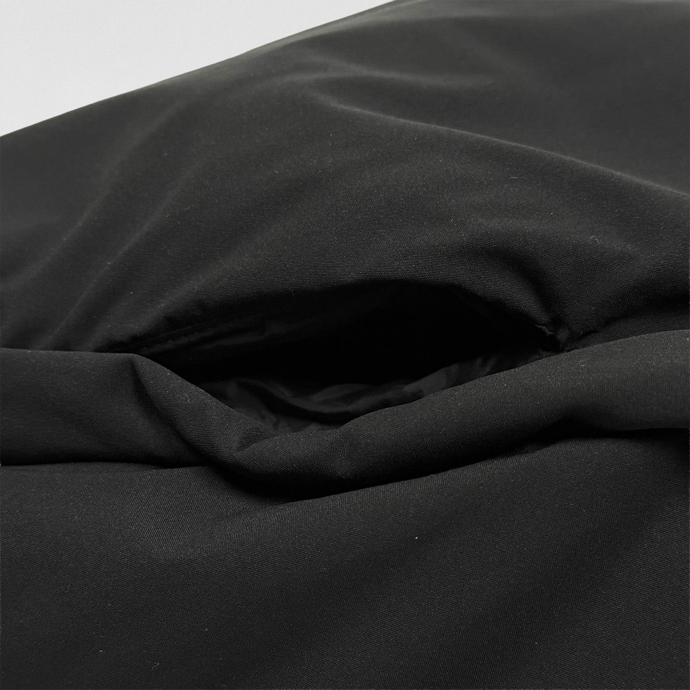 YGEBB 2022 Bum Bag In True Black