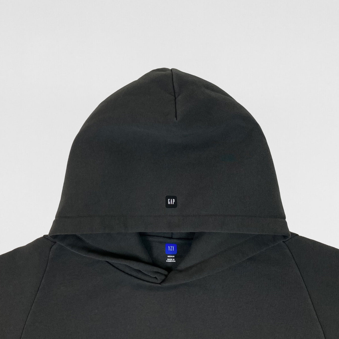 YGEBB 2022 Shrunken Logo Hoodie In Black