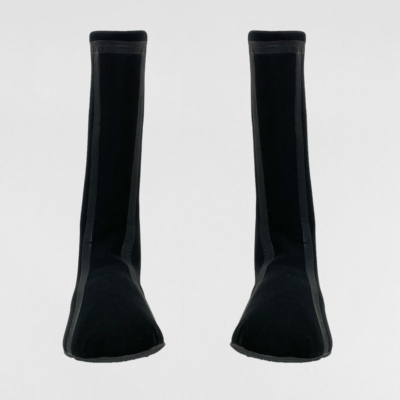 YZY SZN 9 Unreleased Runway High Scuba Boots