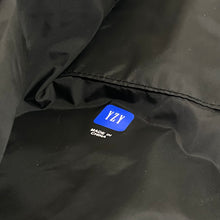 YGEBB 2022 Snake Bag In True Black