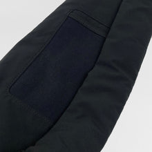 YGEBB 2022 Snake Bag In True Black