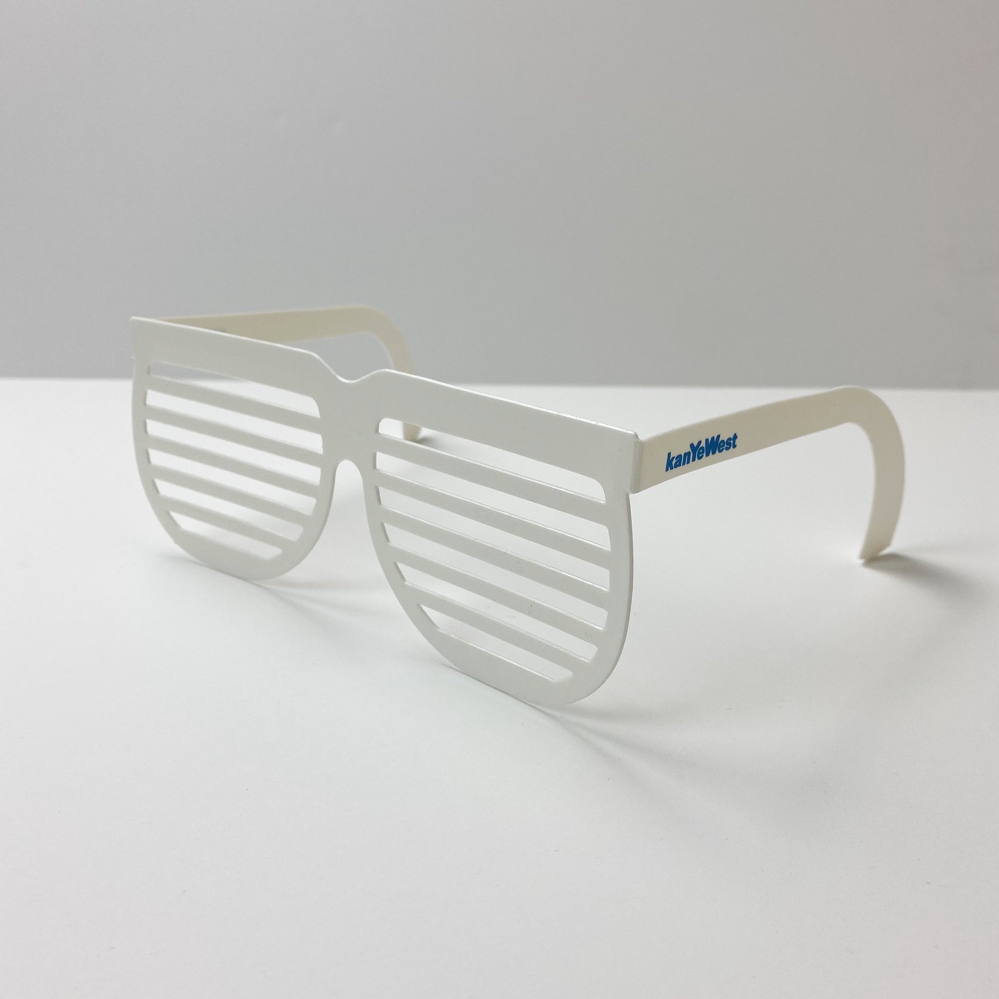 Glow In The Dark Tour 2008 Stronger Shades