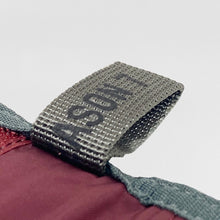 Unreleased YZY SZN 7 Padded Wallet Sample