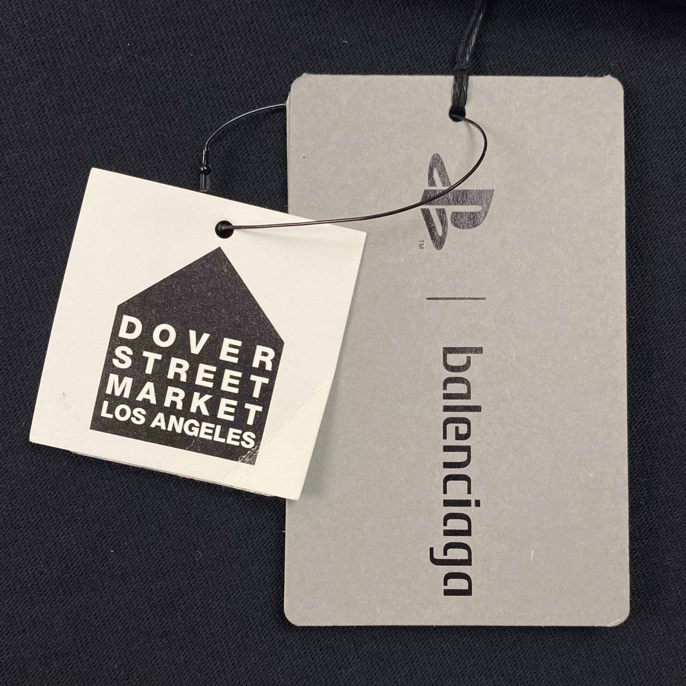 YE24 2022 Multi Logo Tee